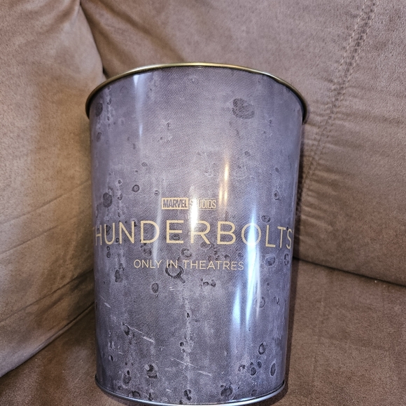 Collectible Marvel Thunderbolts Movie Theater Exclusive Popcorn Tin - Picture 3 of 6
